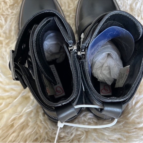 Blondo Camila Waterproof Bootie - Picture 5 of 12